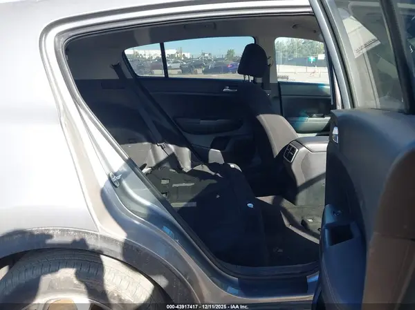 KNDPMCAC0N7980714 2022 KIA SPORTAGE - Image 8