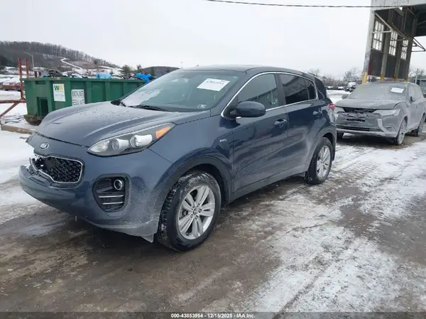 KNDPMCAC1H7042547 2017 KIA SPORTAGE - Image 2