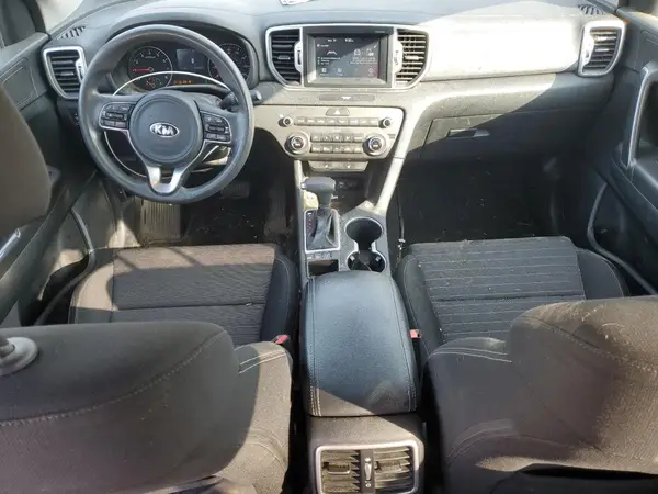 KNDPMCAC1H7085849 2017 KIA SPORTAGE - Image 8