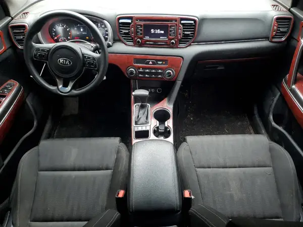 KNDPMCAC1H7103850 2017 KIA SPORTAGE - Image 8