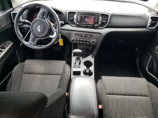KNDPMCAC1H7104092 2017 KIA SPORTAGE - Image 8