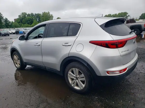 KNDPMCAC1H7114024 2017 KIA SPORTAGE - Image 2