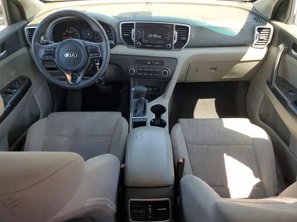 KNDPMCAC1H7114492 2017 KIA SPORTAGE - Image 8