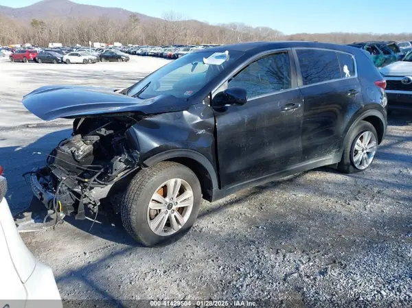 KNDPMCAC1H7118686 2017 KIA SPORTAGE - Image 2