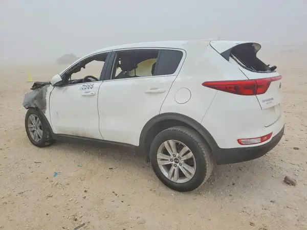 KNDPMCAC1H7123547 2017 KIA SPORTAGE - Image 2