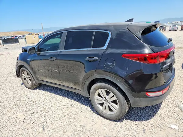 KNDPMCAC1H7145743 2017 KIA SPORTAGE - Image 2