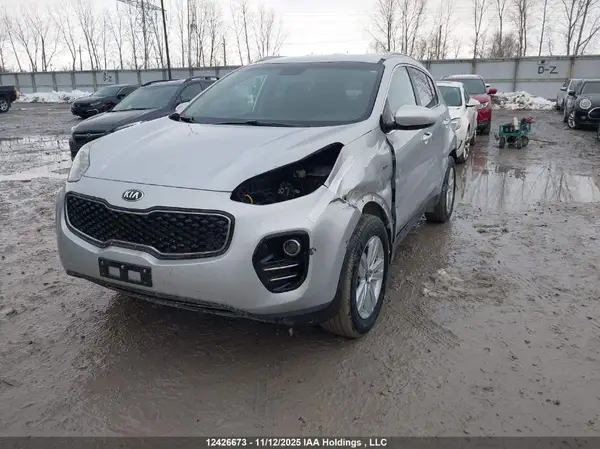 KNDPMCAC1H7146035 2017 KIA SPORTAGE - Image 2