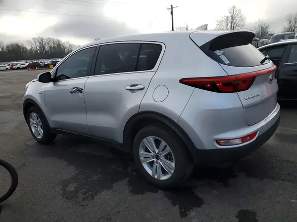 KNDPMCAC1H7152868 2017 KIA SPORTAGE - Image 2