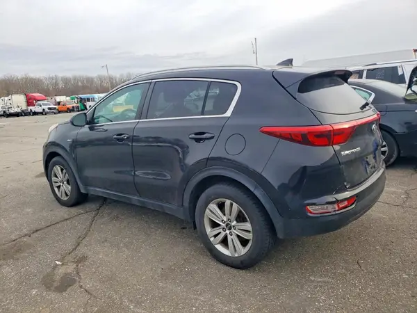 KNDPMCAC1H7183702 2017 KIA SPORTAGE - Image 2