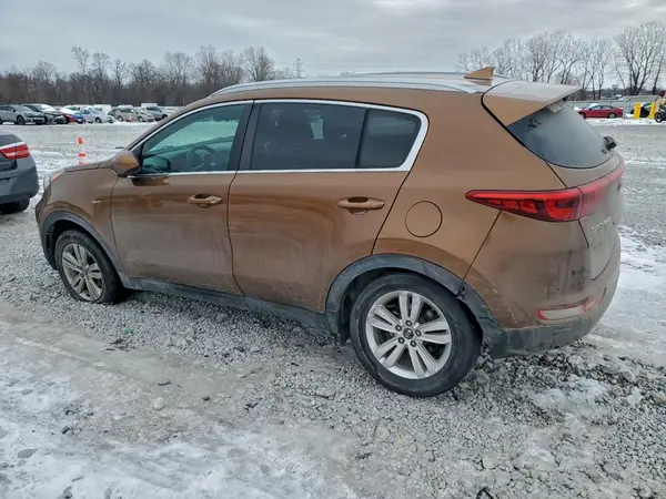 KNDPMCAC1H7194120 2017 KIA SPORTAGE - Image 2
