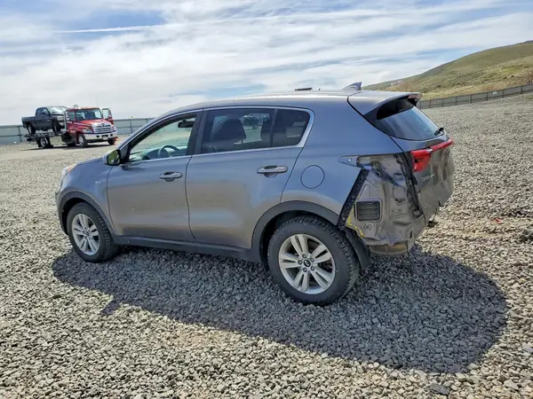 KNDPMCAC1H7202006 2017 KIA SPORTAGE - Image 2