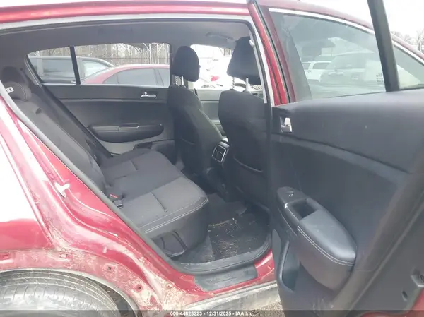 KNDPMCAC1H7220313 2017 KIA SPORTAGE - Image 8