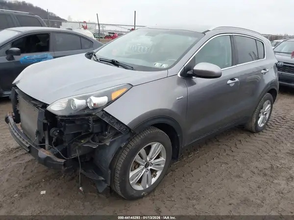KNDPMCAC1H7237130 2017 KIA SPORTAGE - Image 2
