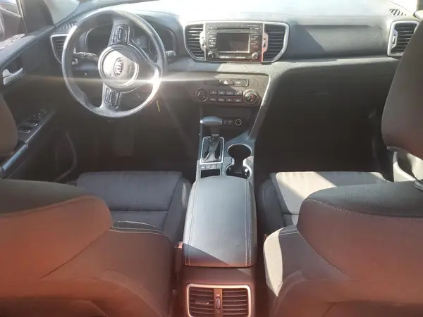 KNDPMCAC1H7245969 2017 KIA SPORTAGE - Image 8