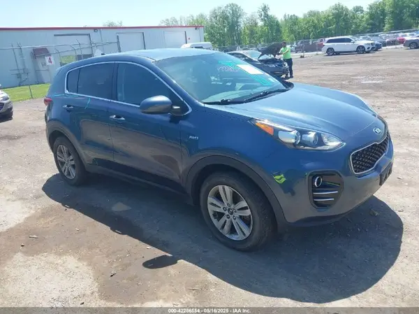 KNDPMCAC1H7246006 2017 KIA SPORTAGE - Image 1