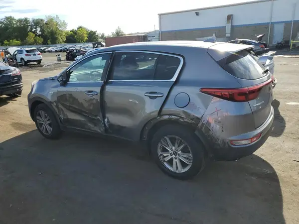 KNDPMCAC1H7260407 2017 KIA SPORTAGE - Image 2