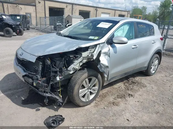 KNDPMCAC1H7261489 2017 KIA SPORTAGE - Image 2