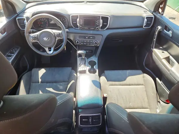 KNDPMCAC1H7265784 2017 KIA SPORTAGE - Image 8