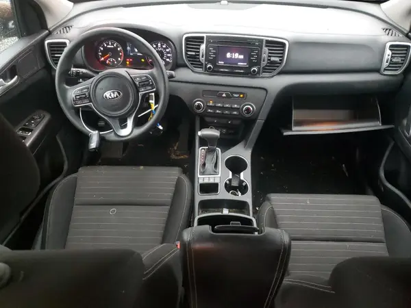 KNDPMCAC1H7269544 2017 KIA SPORTAGE - Image 8