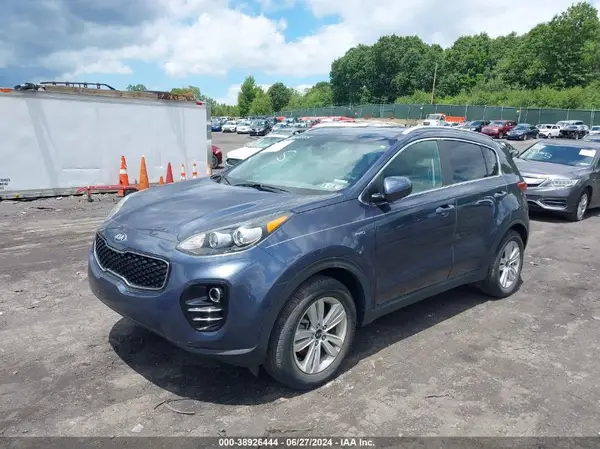 KNDPMCAC1H7272881 2017 KIA SPORTAGE - Image 2