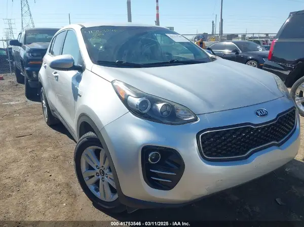 KNDPMCAC1H7284173 2017 KIA SPORTAGE - Image 1