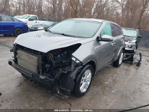 KNDPMCAC1H7288059 2017 KIA SPORTAGE - Image 2