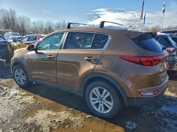KNDPMCAC1H7288434 2017 KIA SPORTAGE - Image 2