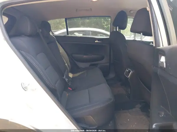 KNDPMCAC1H7291236 2017 KIA SPORTAGE - Image 8