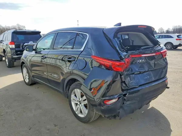 KNDPMCAC1H7297568 2017 KIA SPORTAGE - Image 2