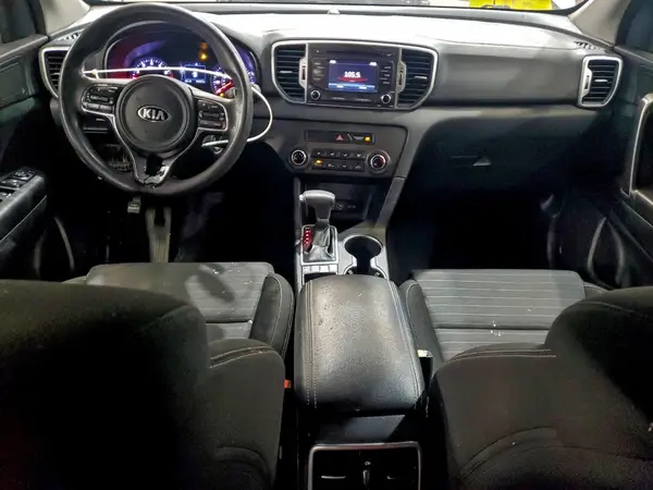 KNDPMCAC1J7306212 2018 KIA SPORTAGE - Image 8