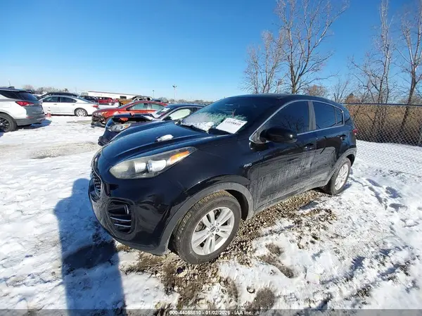 KNDPMCAC1J7312625 2018 KIA SPORTAGE - Image 2