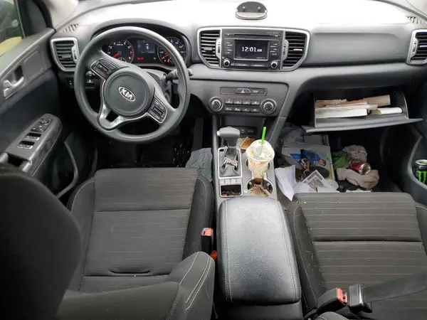 KNDPMCAC1J7349416 2018 KIA SPORTAGE - Image 8