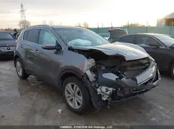 KNDPMCAC1J7355474 2018 KIA SPORTAGE