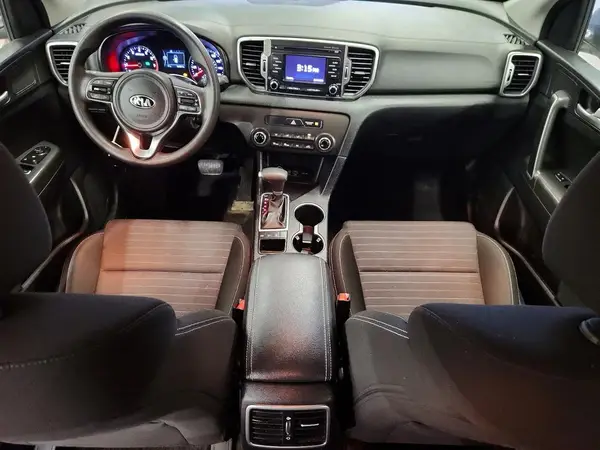 KNDPMCAC1J7359511 2018 KIA SPORTAGE - Image 8