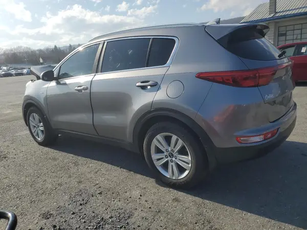 KNDPMCAC1J7393125 2018 KIA SPORTAGE - Image 2