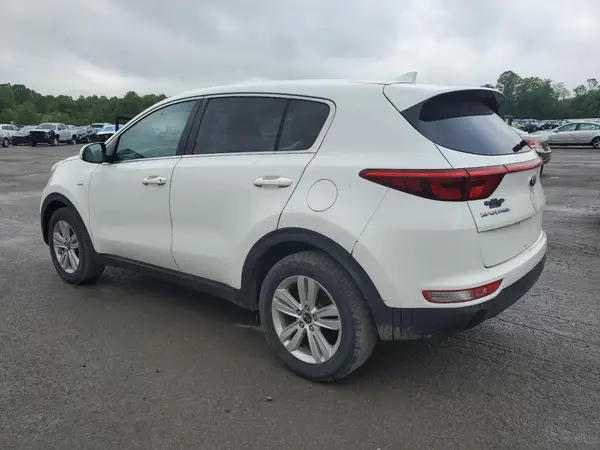 KNDPMCAC1J7395084 2018 KIA SPORTAGE - Image 2