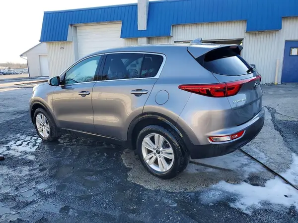 KNDPMCAC1J7402292 2018 KIA SPORTAGE - Image 2