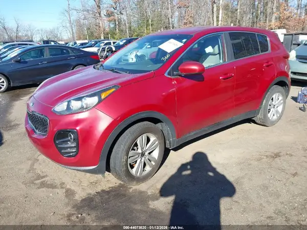 KNDPMCAC1J7406181 2018 KIA SPORTAGE - Image 2