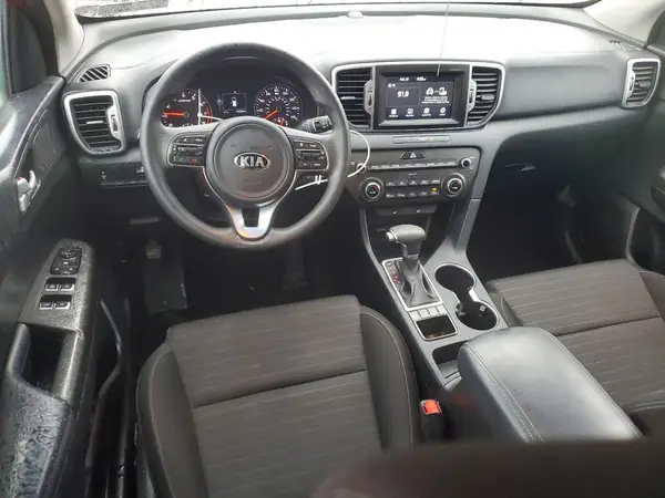 KNDPMCAC1J7420792 2018 KIA SPORTAGE - Image 8