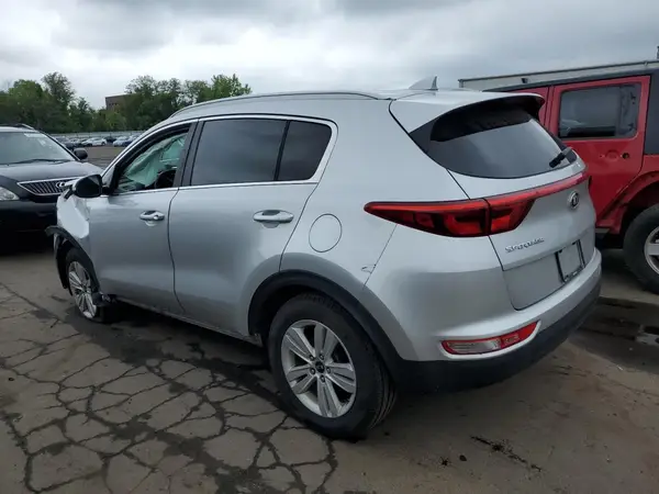 KNDPMCAC1J7422638 2018 KIA SPORTAGE - Image 2