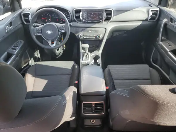 KNDPMCAC1J7431288 2018 KIA SPORTAGE - Image 8