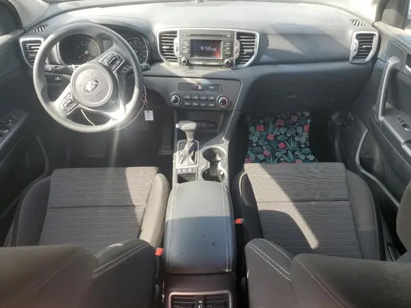 KNDPMCAC1J7433056 2018 KIA SPORTAGE - Image 8
