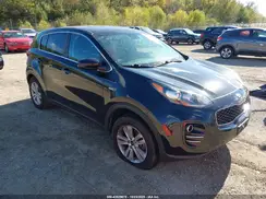 KNDPMCAC1J7450360 2018 KIA SPORTAGE