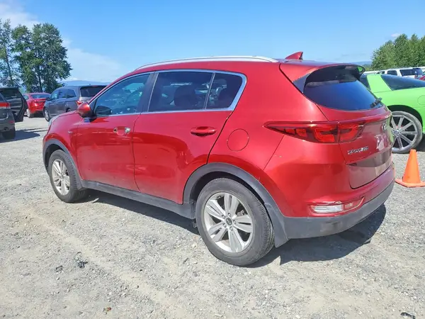 KNDPMCAC1J7463318 2018 KIA SPORTAGE - Image 2
