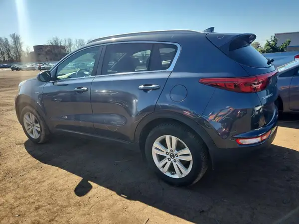 KNDPMCAC1J7472374 2018 KIA SPORTAGE - Image 2
