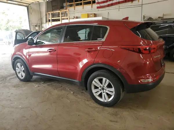 KNDPMCAC1J7489241 2018 KIA SPORTAGE - Image 2
