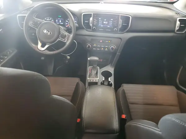 KNDPMCAC1J7489241 2018 KIA SPORTAGE - Image 8