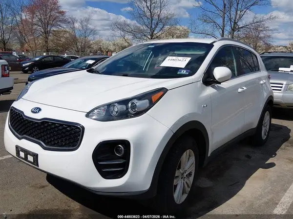 KNDPMCAC1K7492190 2019 KIA SPORTAGE - Image 2