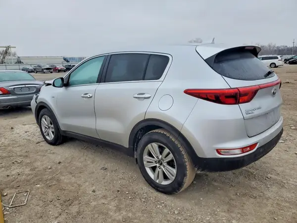 KNDPMCAC1K7524412 2019 KIA SPORTAGE - Image 2