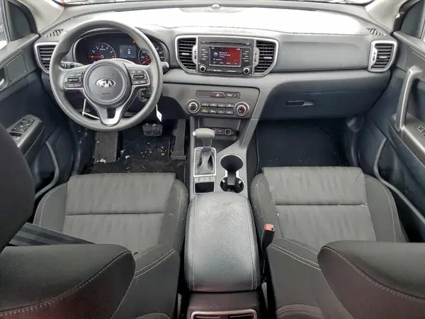 KNDPMCAC1K7530002 2019 KIA SPORTAGE - Image 8